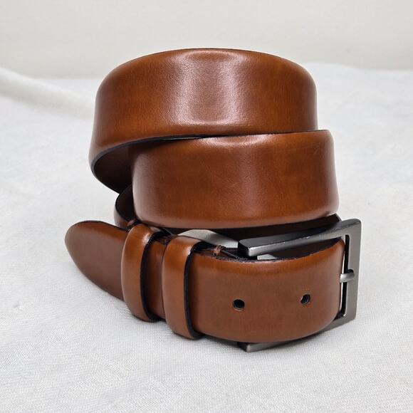 NWOT JOSEPH ABBOUD Men's Brown Leather Belt FITS 31 to 35in Waist Size M - Picture 1 of 7